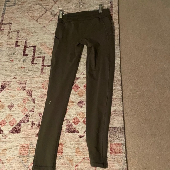 Dark green Ivivva full length low wasted leggings. - Picture 3 of 3